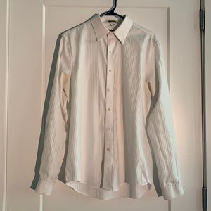 White dress shirt